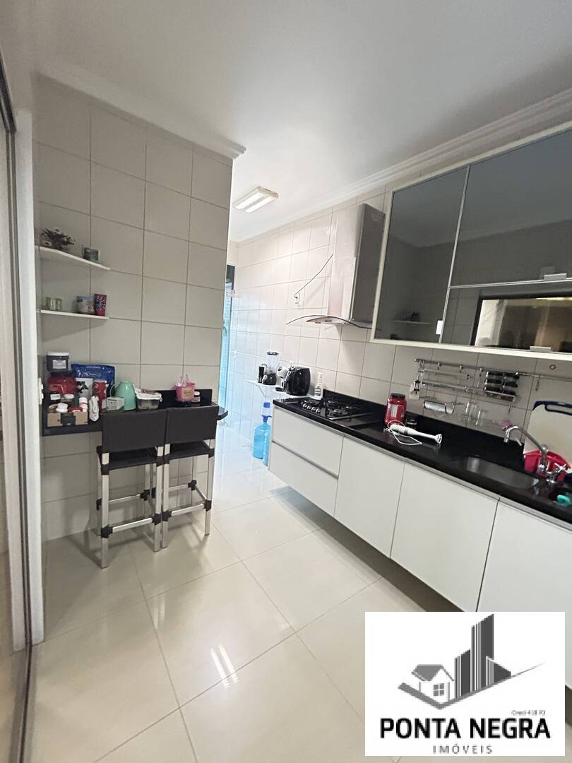 Apartamento à venda com 3 quartos, 94m² - Foto 12