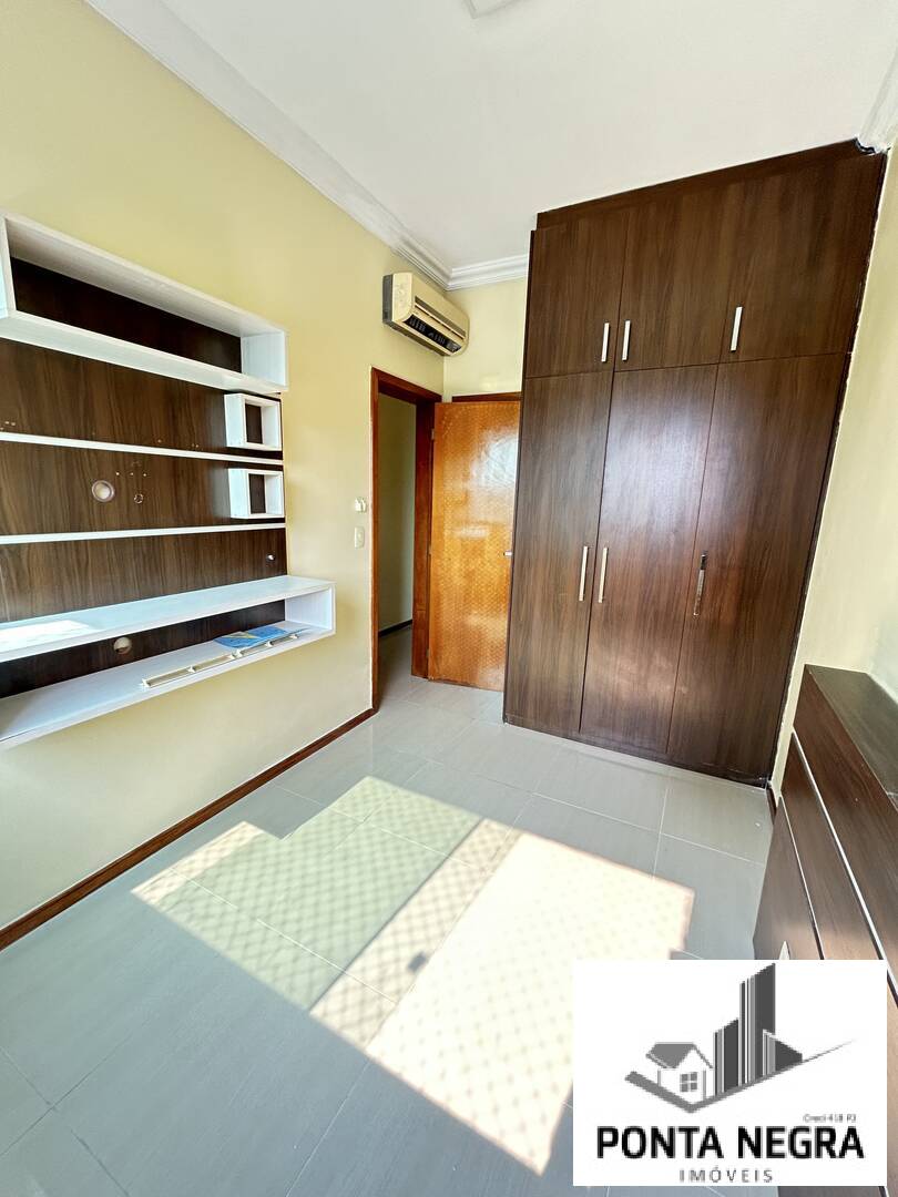 Apartamento para alugar com 3 quartos, 94m² - Foto 17