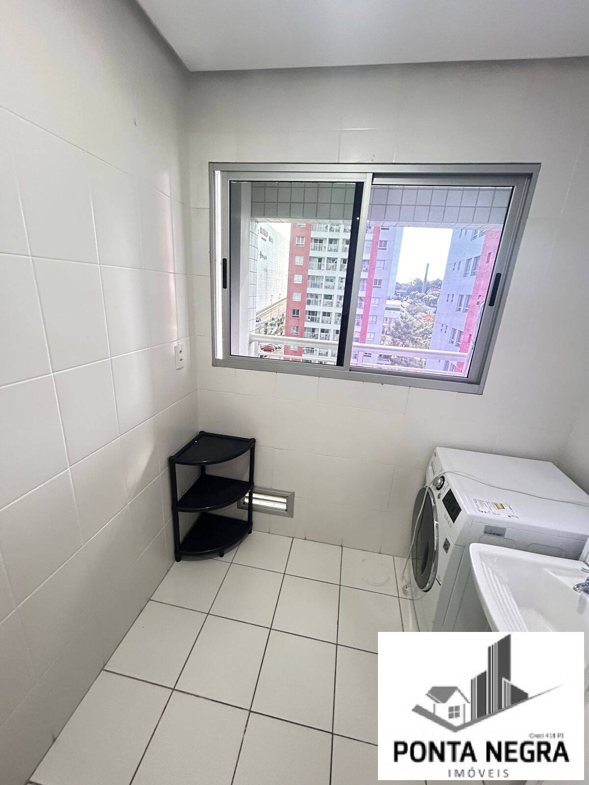 Apartamento para alugar com 2 quartos, 66m² - Foto 11