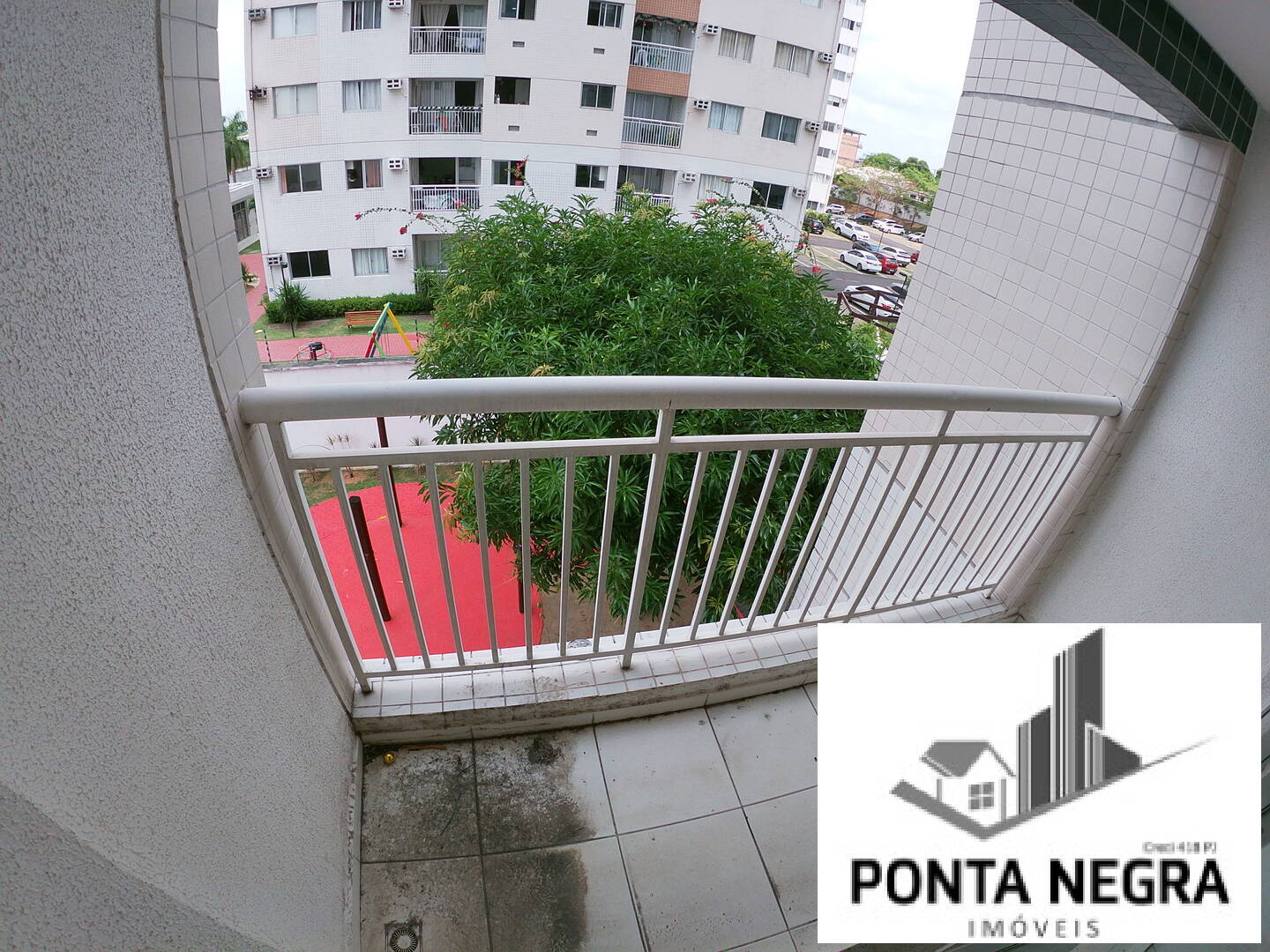 Apartamento à venda com 3 quartos, 84m² - Foto 2