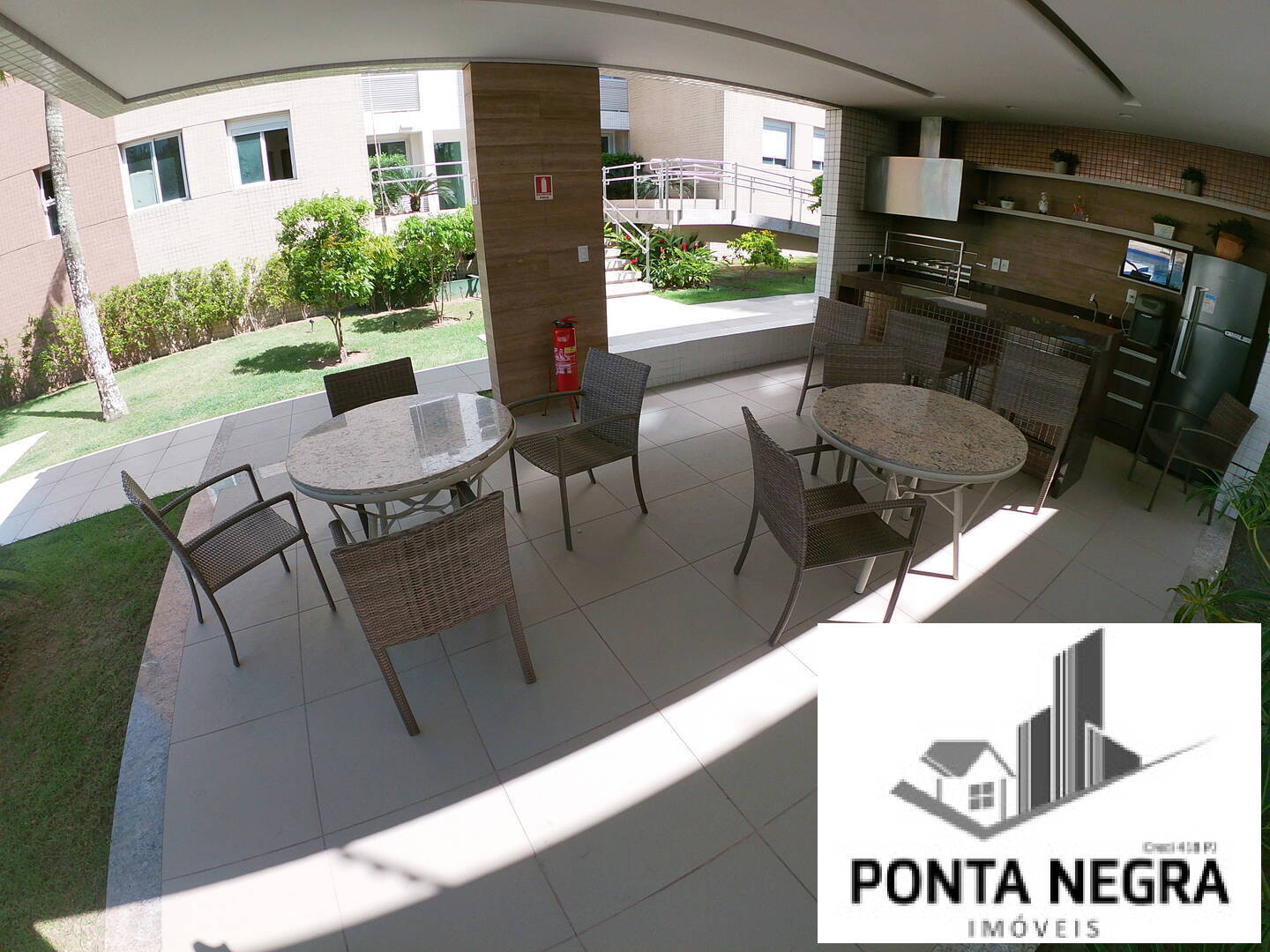 Apartamento à venda com 3 quartos, 110m² - Foto 9