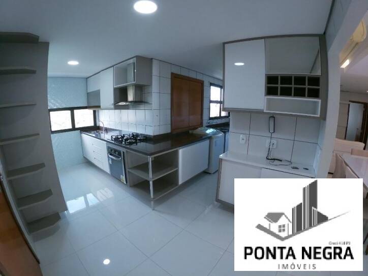 Apartamento à venda com 3 quartos, 125m² - Foto 3