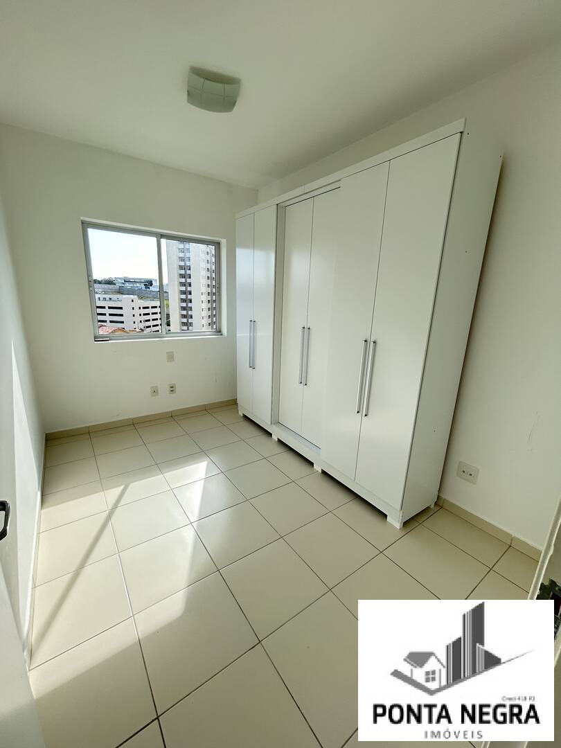 Apartamento à venda com 2 quartos, 67m² - Foto 9