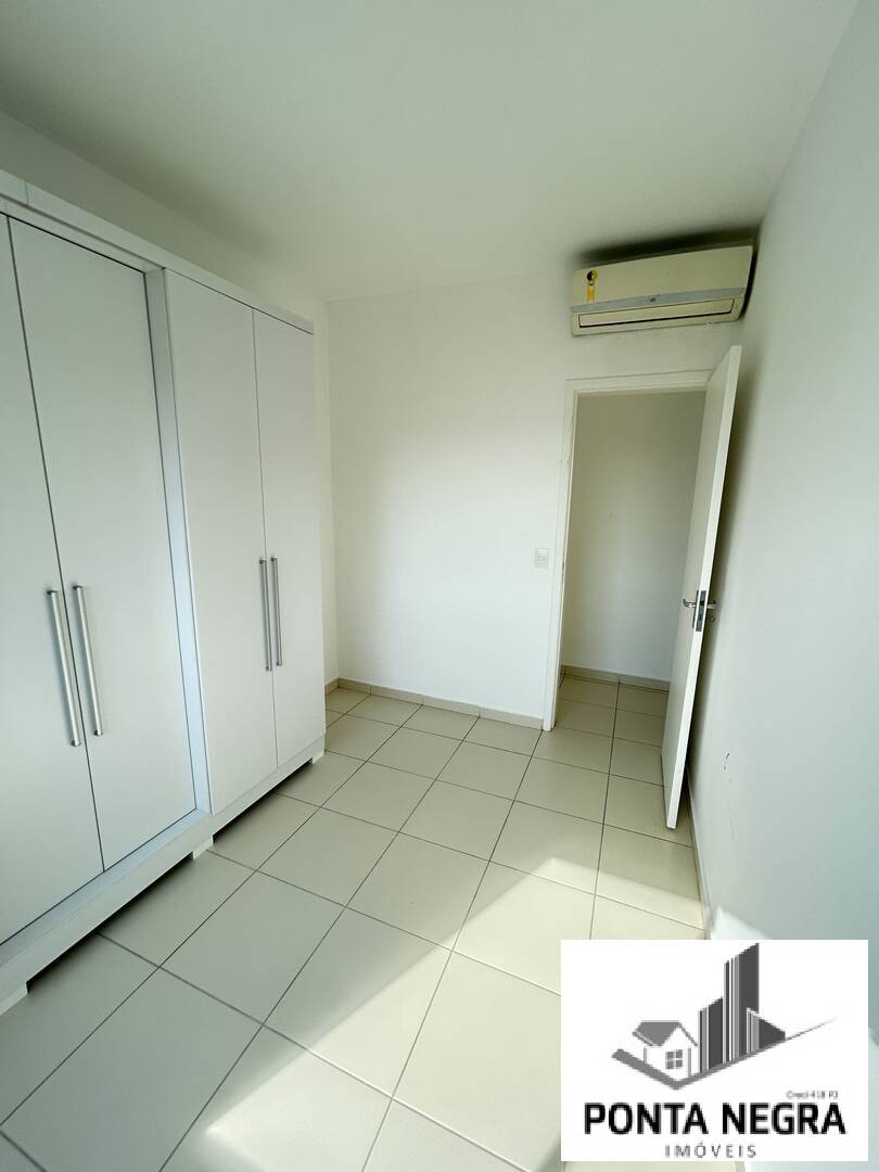 Apartamento à venda com 2 quartos, 67m² - Foto 5