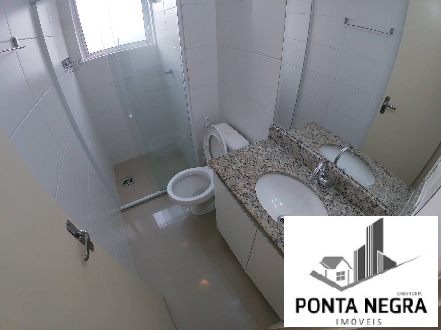 Apartamento à venda com 2 quartos, 67m² - Foto 13