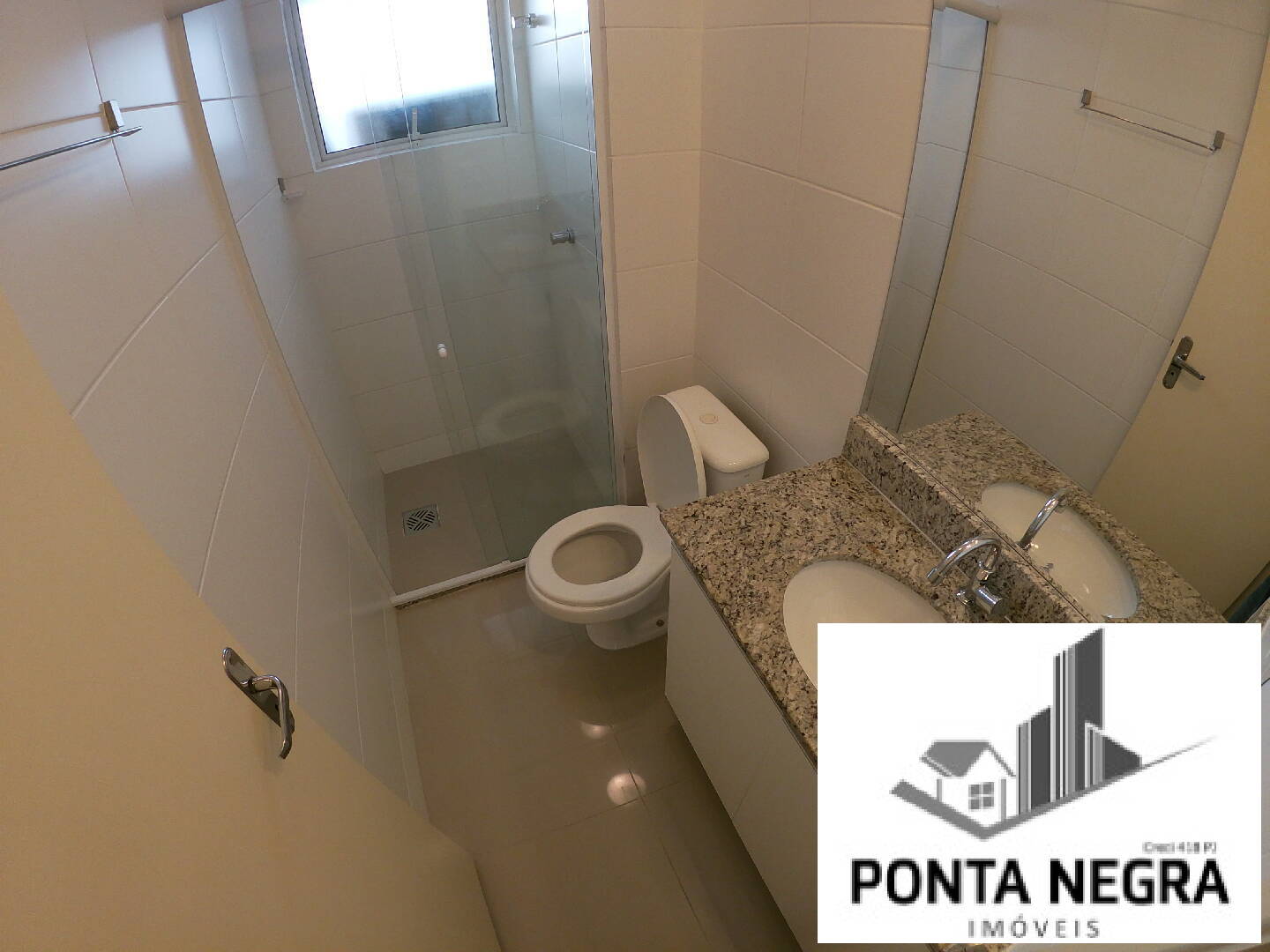 Apartamento à venda com 2 quartos, 67m² - Foto 11