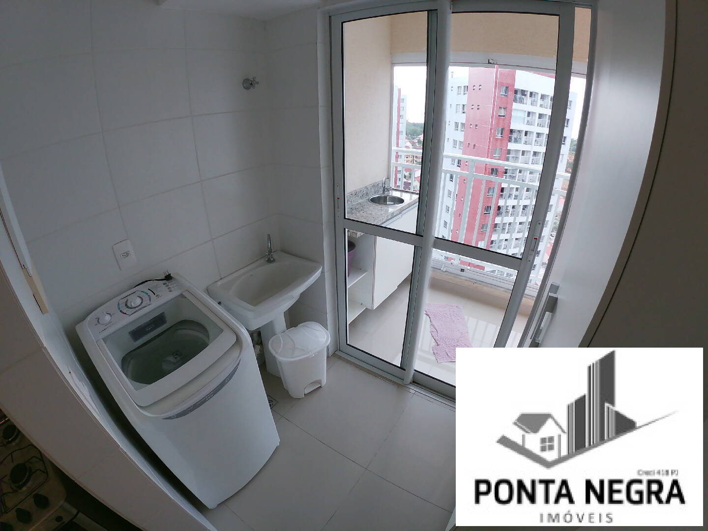 Apartamento à venda com 2 quartos, 67m² - Foto 6