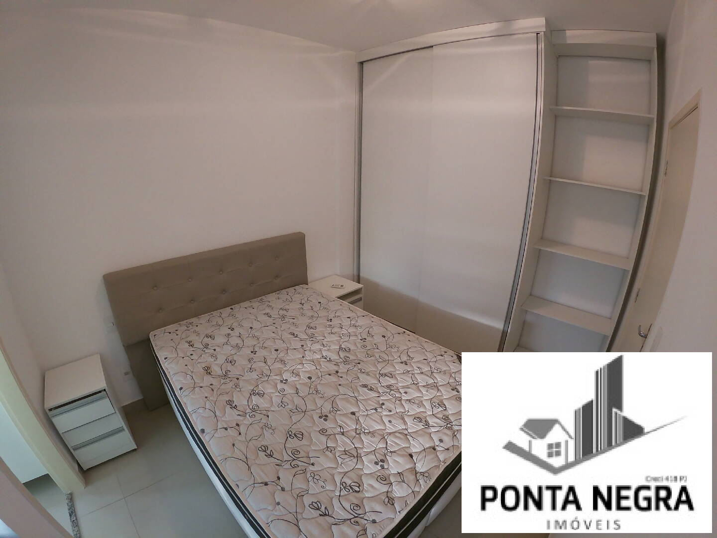 Apartamento à venda com 2 quartos, 67m² - Foto 17