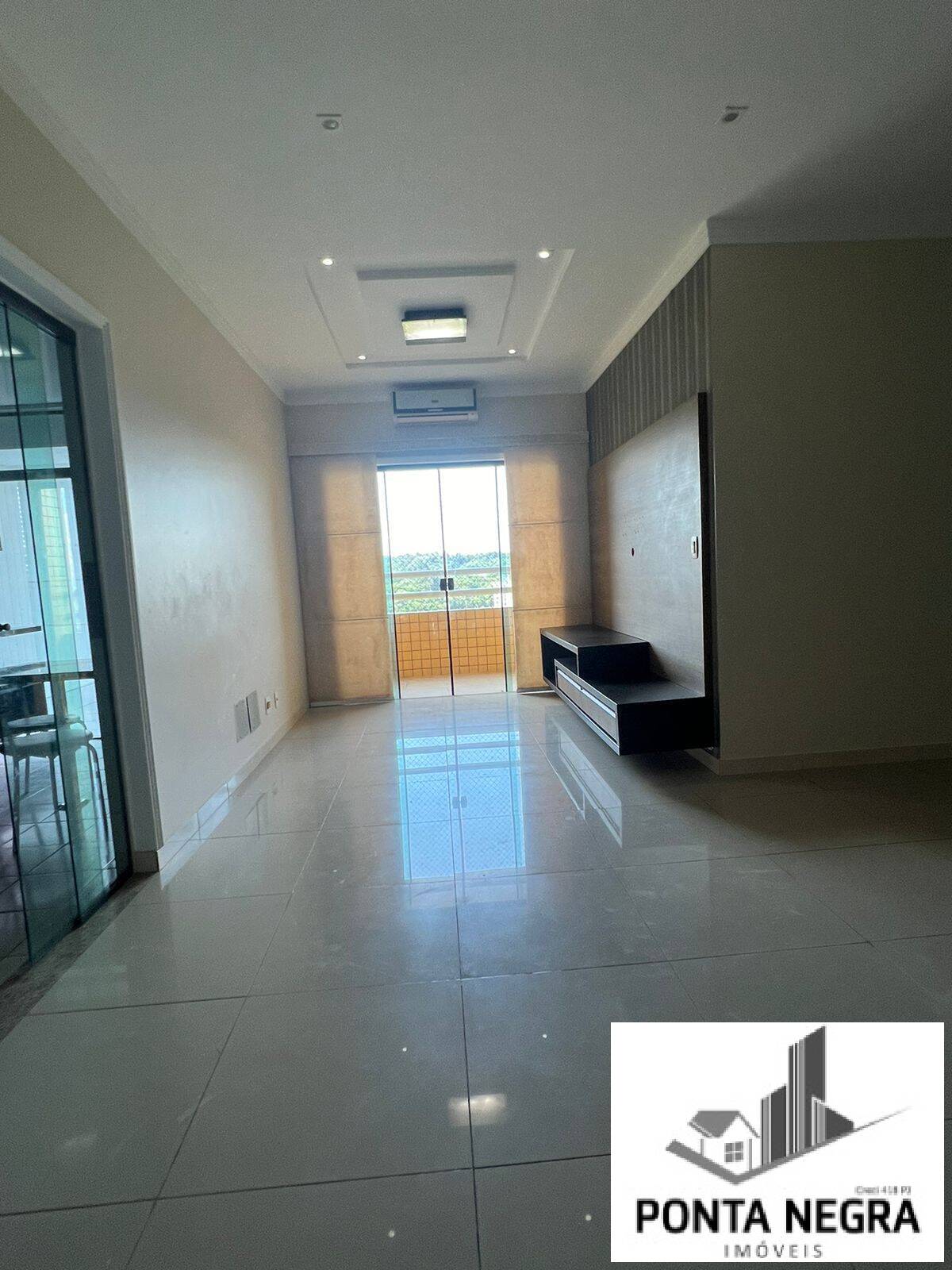 Apartamento à venda com 3 quartos, 94m² - Foto 1