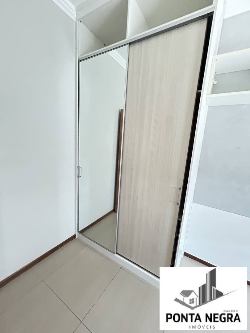 Apartamento para alugar com 3 quartos, 94m² - Foto 13