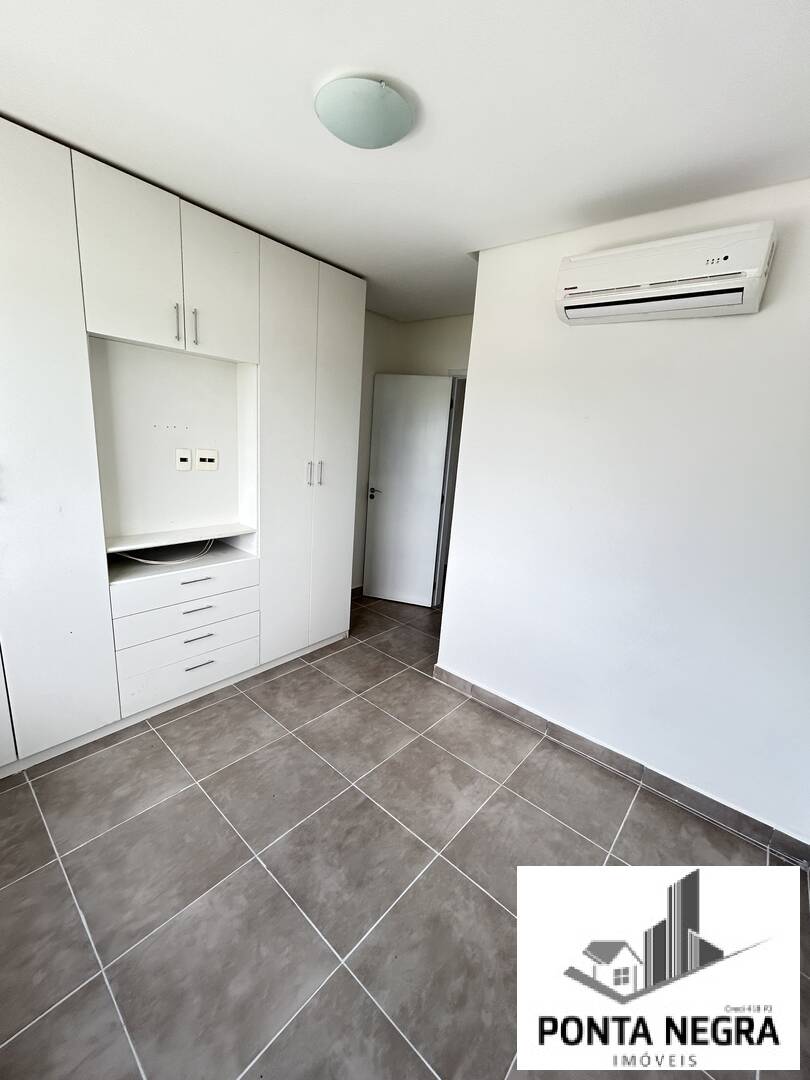 Apartamento para alugar com 3 quartos, 85m² - Foto 8