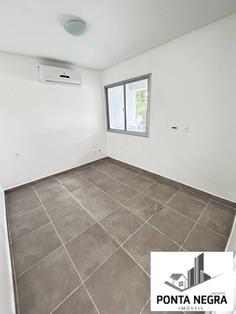 Apartamento para alugar com 3 quartos, 85m² - Foto 11