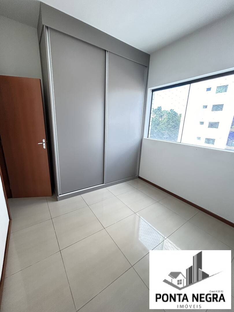 Apartamento à venda com 2 quartos, 70m² - Foto 11