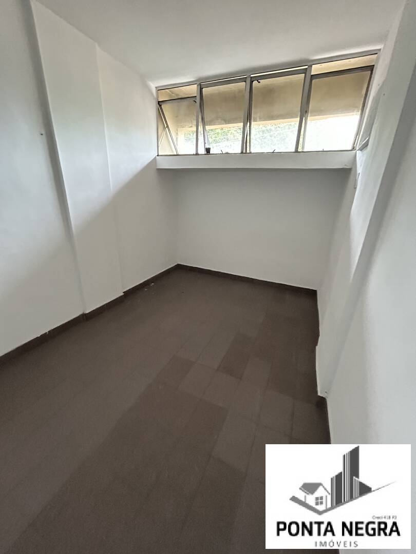 Apartamento à venda com 2 quartos, 66m² - Foto 3