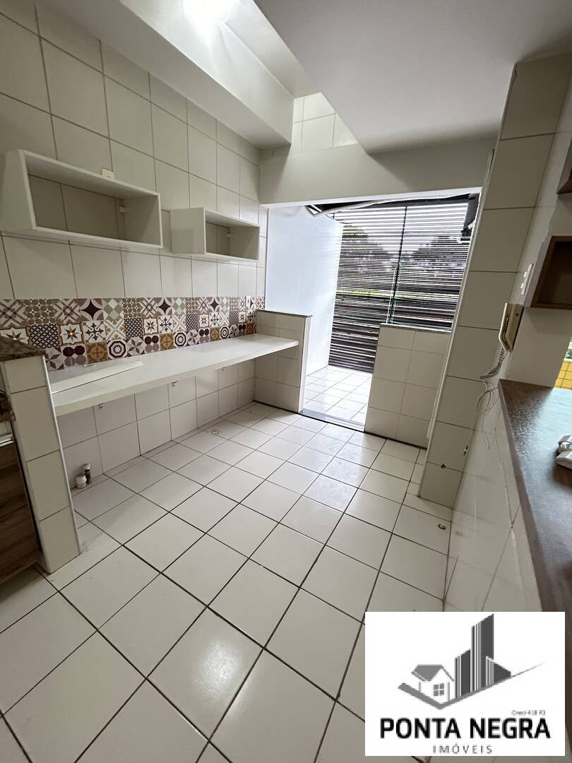 Apartamento à venda com 3 quartos, 94m² - Foto 13