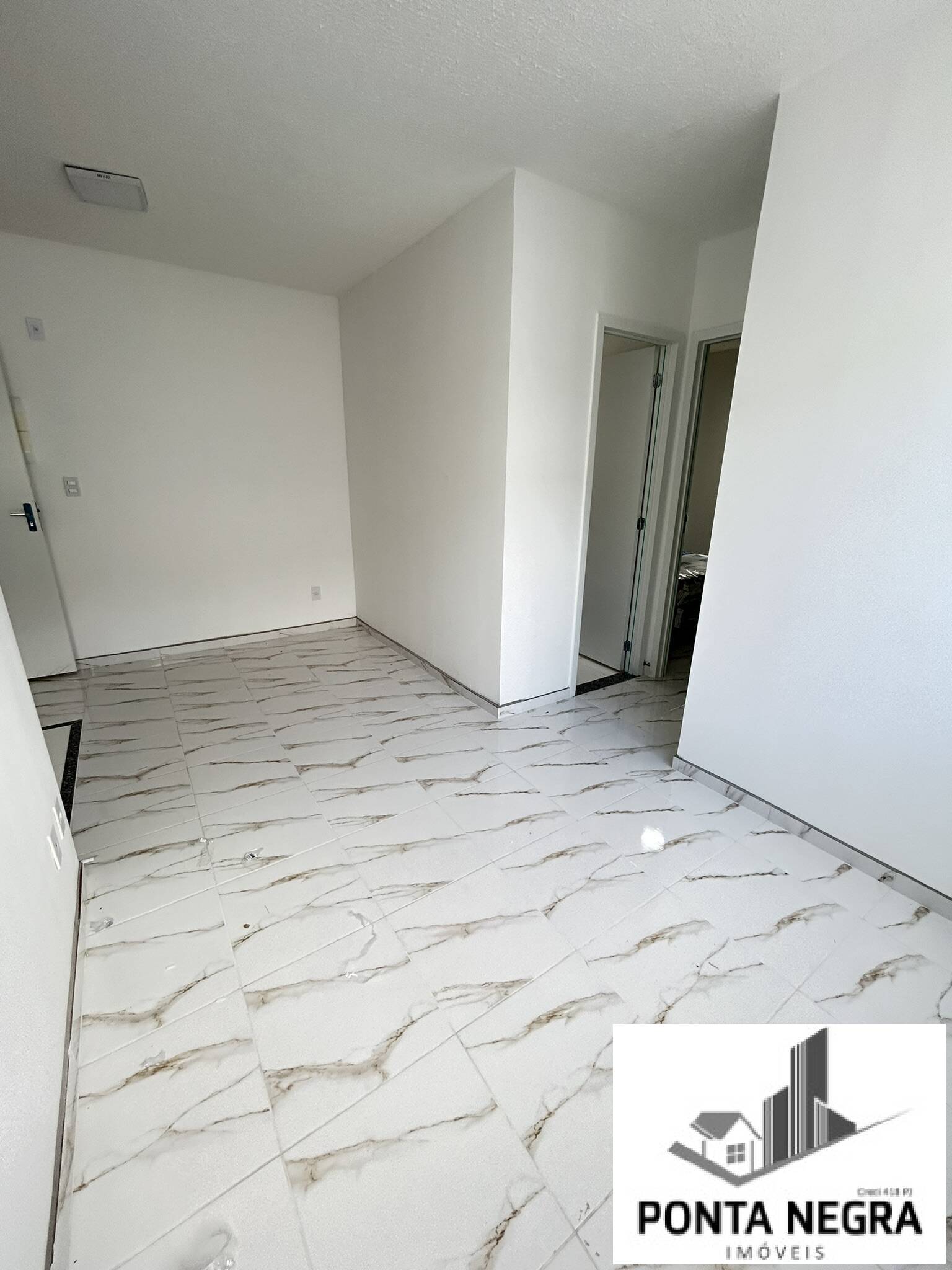 Apartamento para alugar com 2 quartos, 42m² - Foto 3