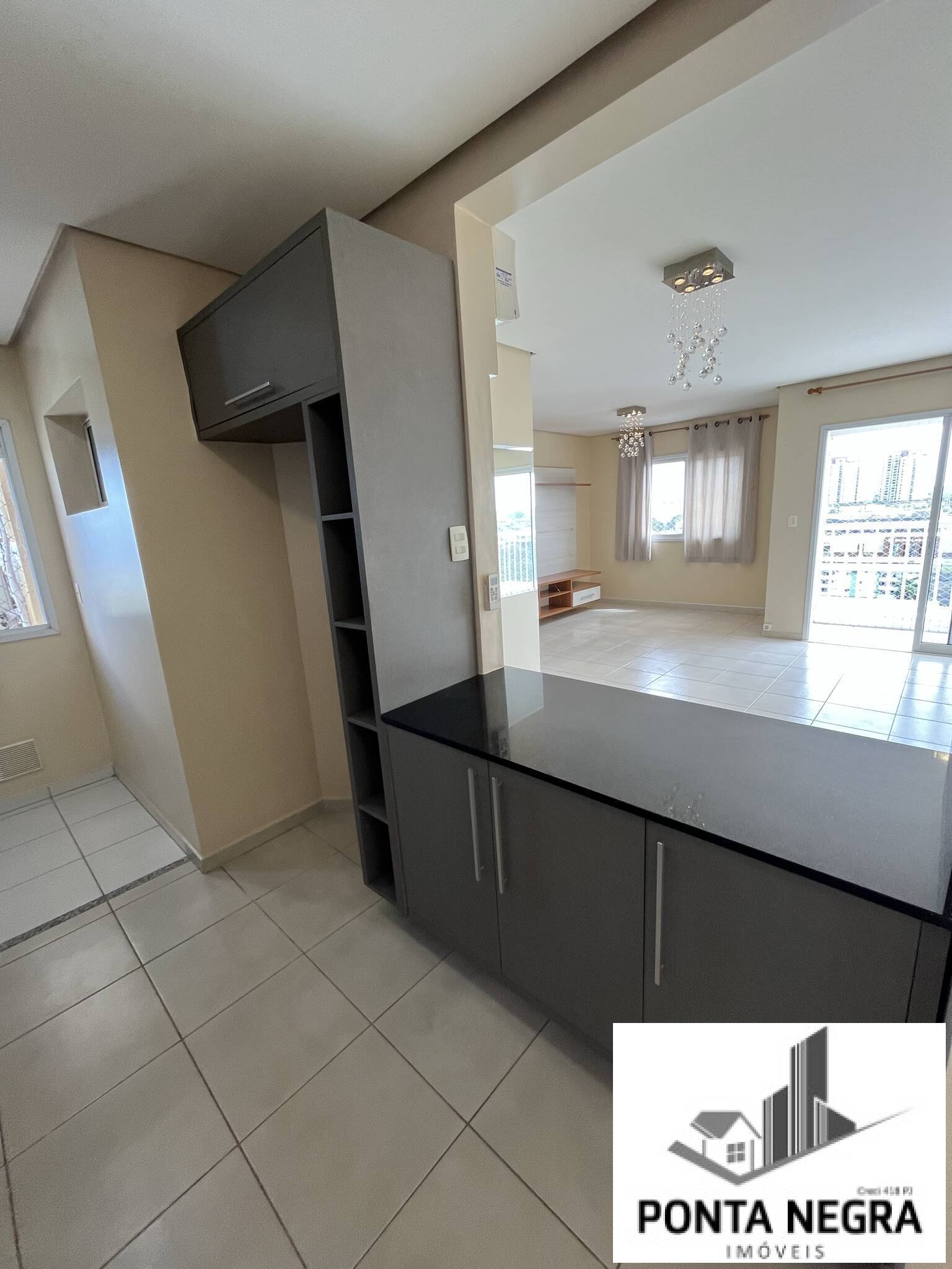 Apartamento para alugar com 2 quartos, 81m² - Foto 9