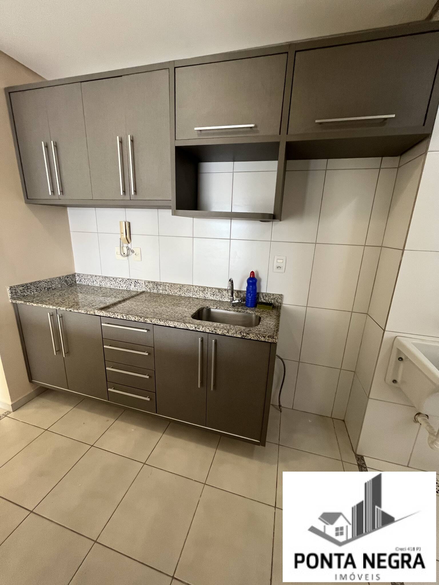 Apartamento para alugar com 2 quartos, 81m² - Foto 10