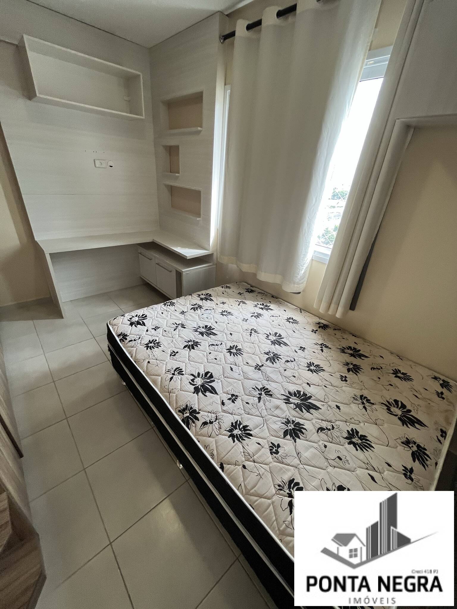 Apartamento para alugar com 2 quartos, 81m² - Foto 13