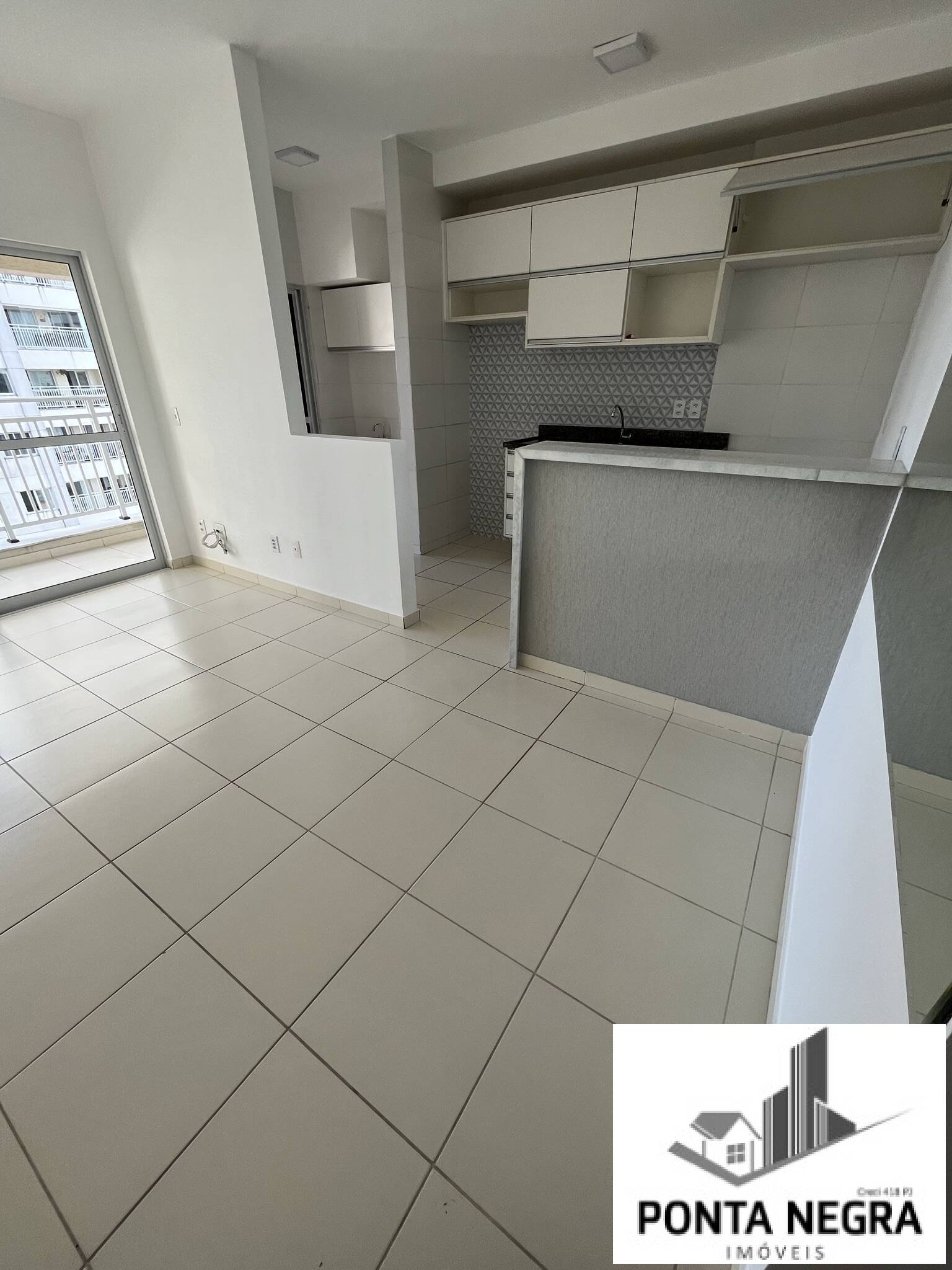 Apartamento para alugar com 2 quartos, 67m² - Foto 2