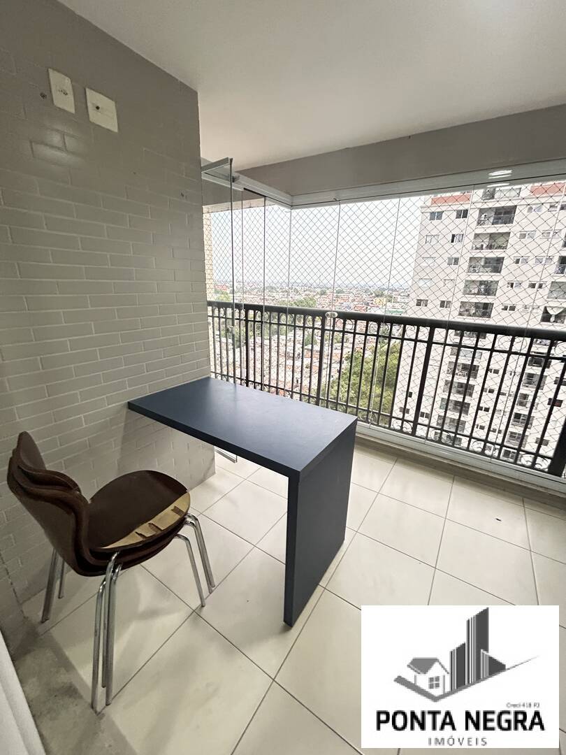 Apartamento para alugar com 3 quartos, 90m² - Foto 8