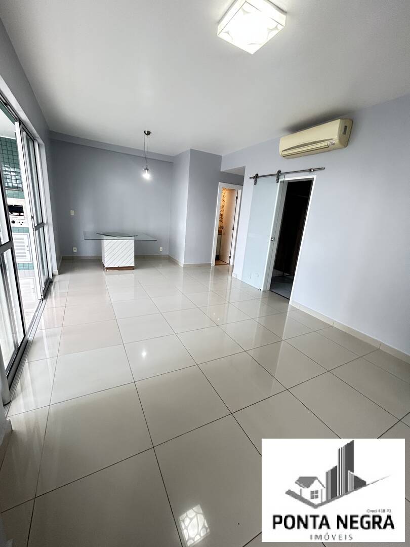 Apartamento à venda com 3 quartos, 117m² - Foto 6