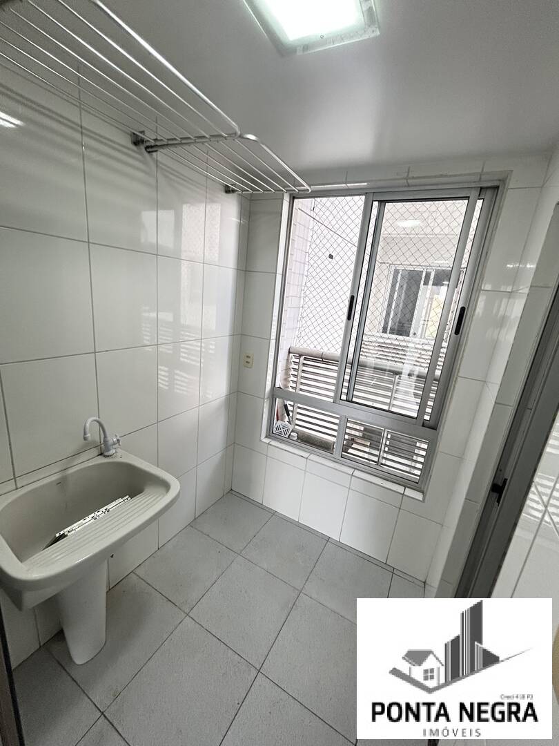 Apartamento à venda com 3 quartos, 117m² - Foto 16