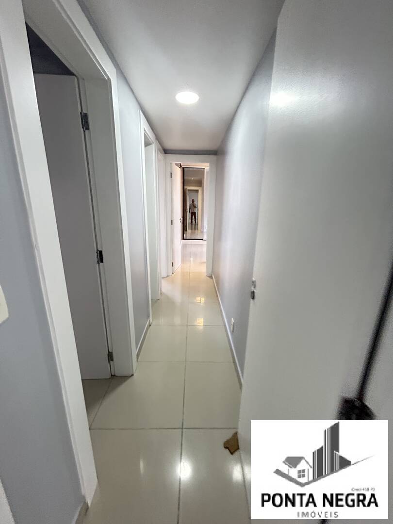 Apartamento à venda com 3 quartos, 117m² - Foto 17