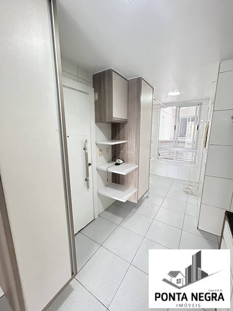 Apartamento à venda com 3 quartos, 117m² - Foto 15