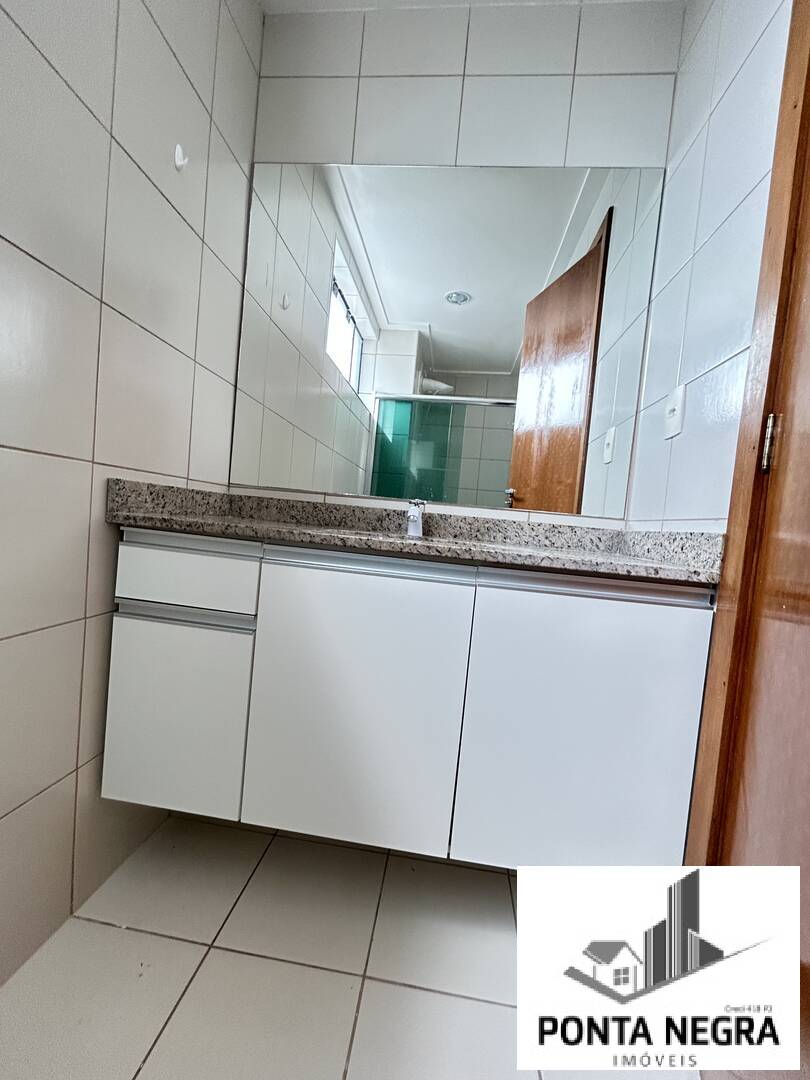 Apartamento para alugar com 2 quartos, 70m² - Foto 12