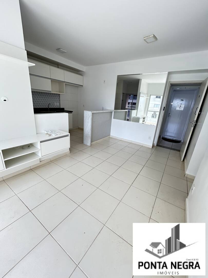 Apartamento para alugar com 2 quartos, 67m² - Foto 2