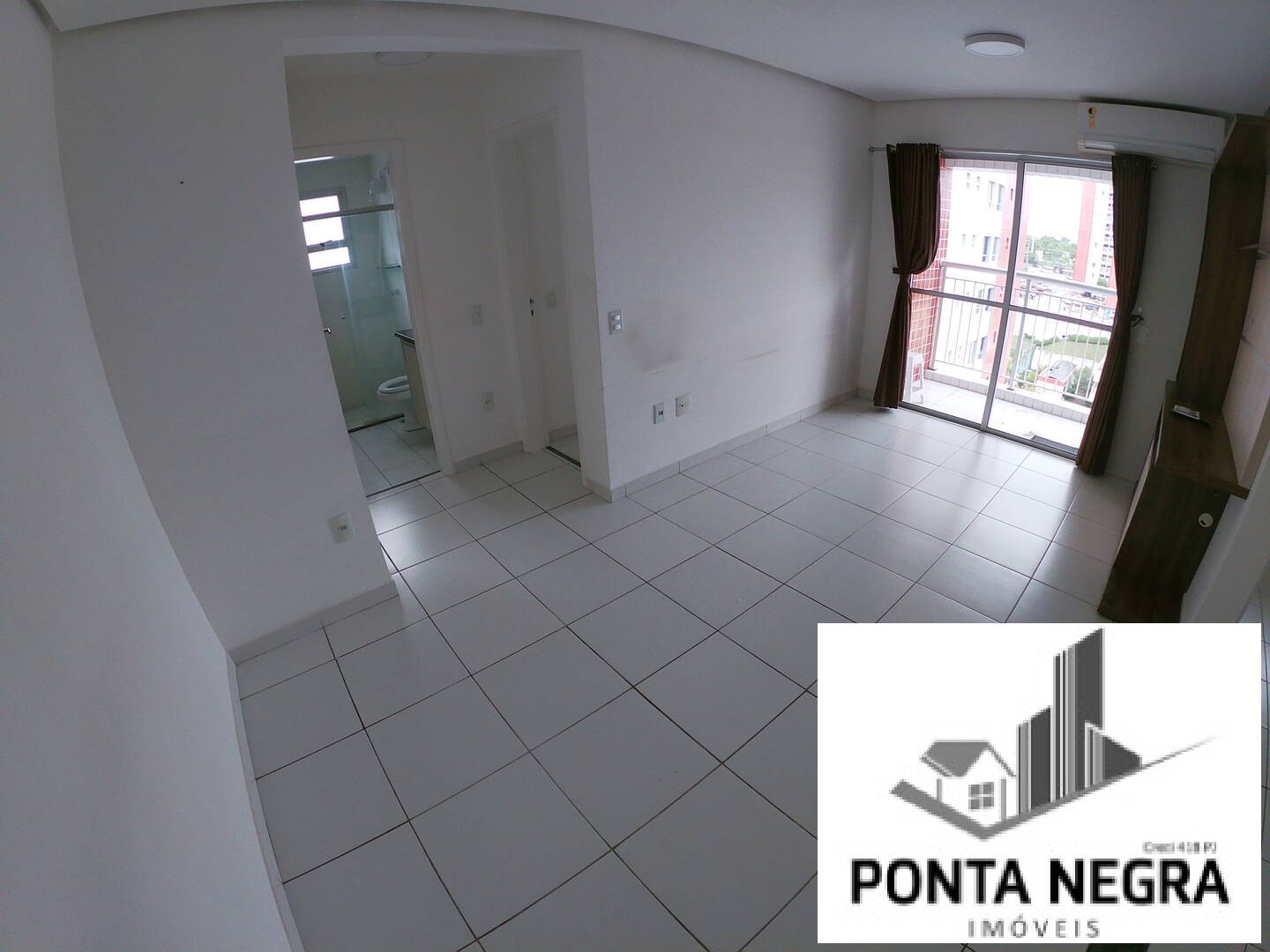 Apartamento à venda com 2 quartos, 66m² - Foto 2