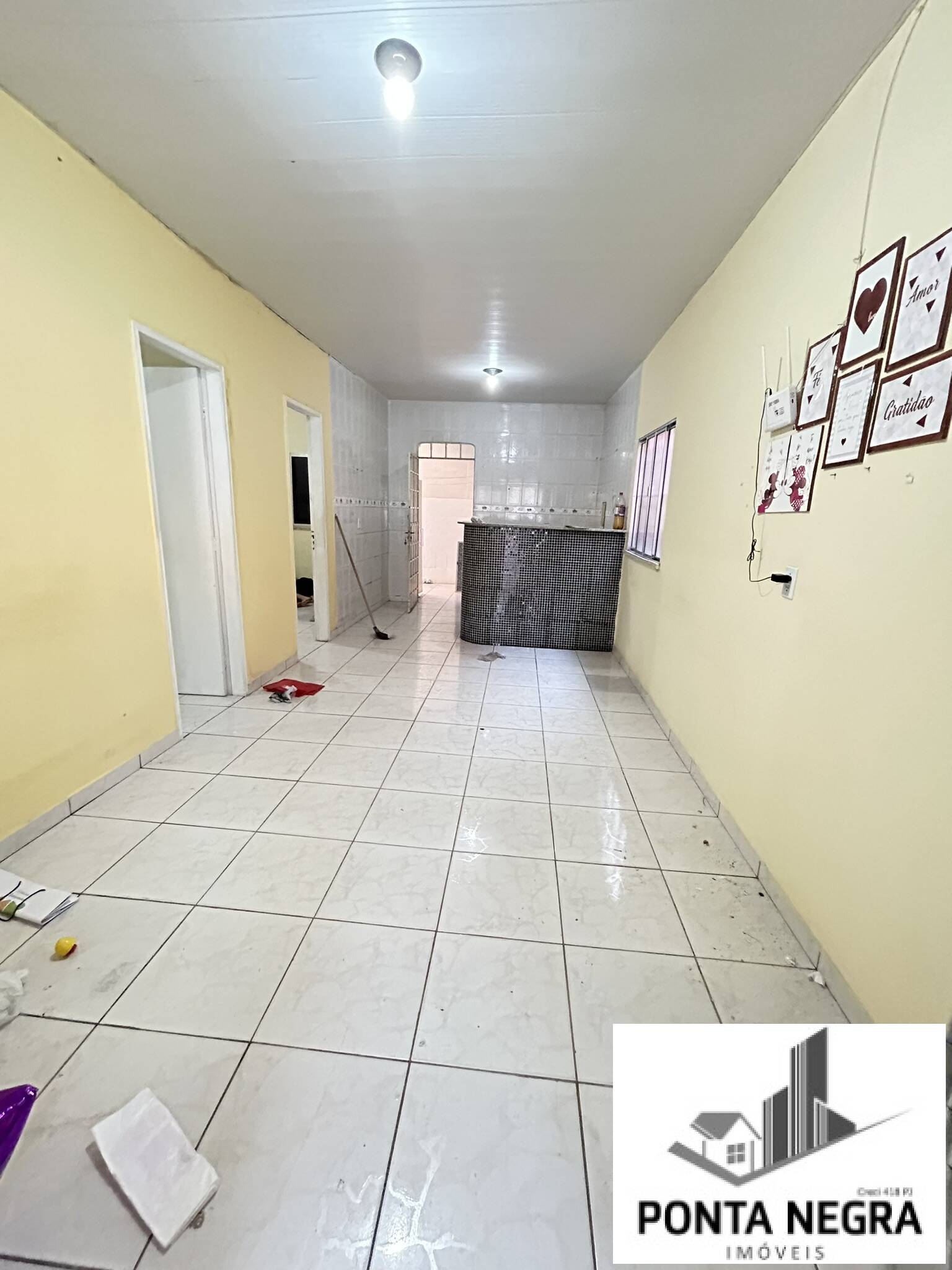 Casa à venda com 2 quartos, 140m² - Foto 6