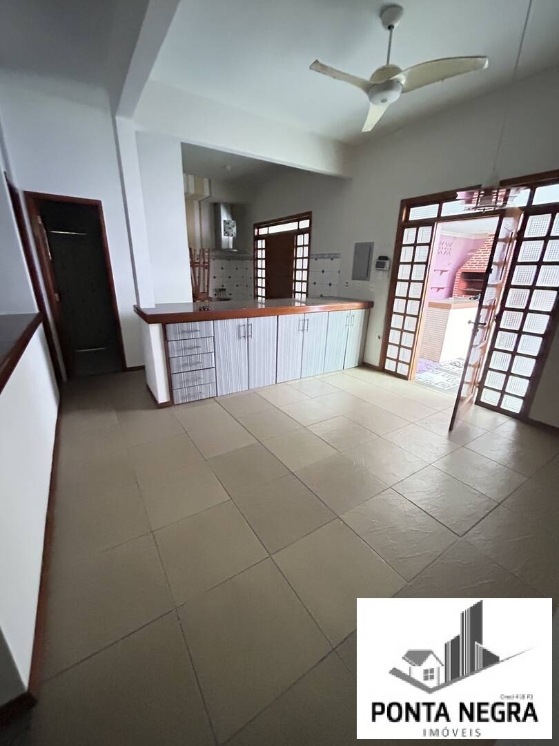 Casa à venda com 3 quartos, 290m² - Foto 12