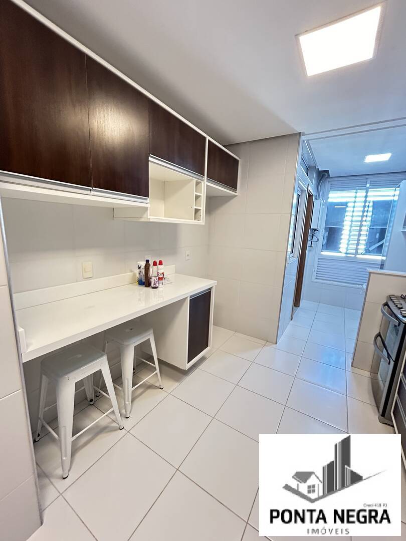 Apartamento à venda com 3 quartos, 153m² - Foto 15