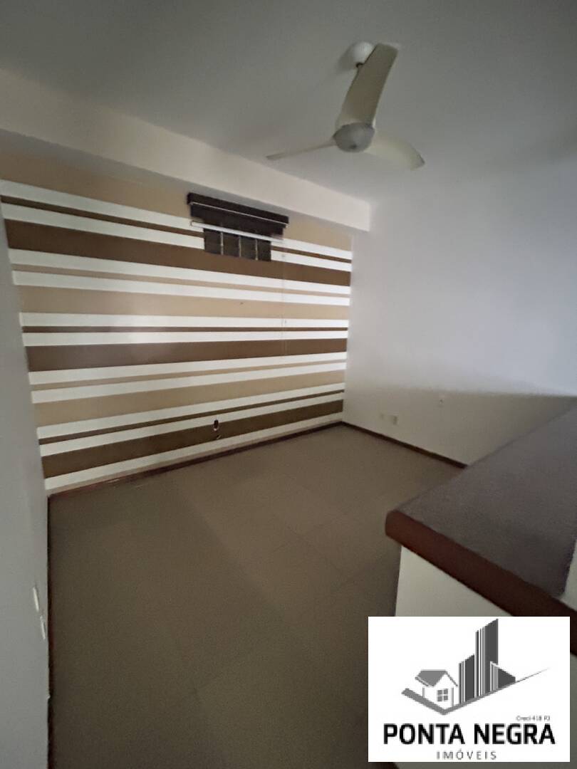 Casa à venda com 3 quartos, 290m² - Foto 14