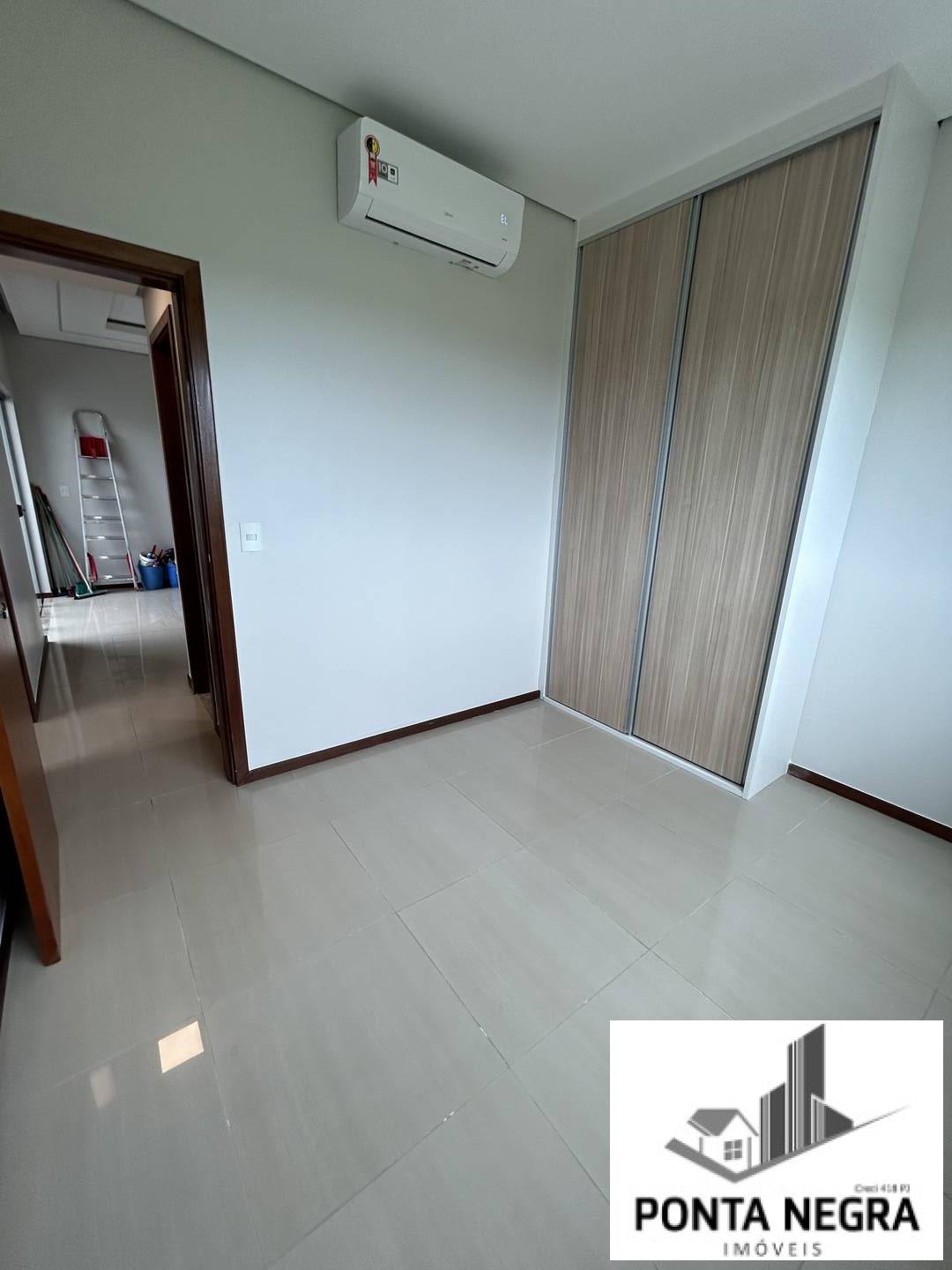 Apartamento para alugar com 2 quartos, 70m² - Foto 4